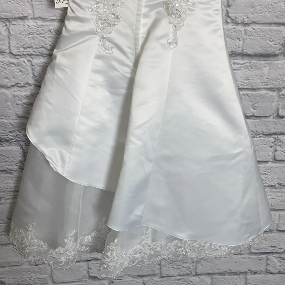 Bonnie Jean Girl's 7 White Asymmetrical Embroidered Lace Formal Dress